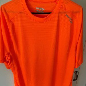Saucony running T
